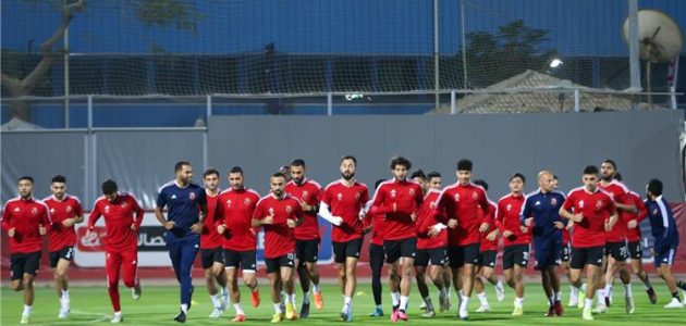 مران الأهلي | كولر يجتمع مع اللاعبين.. وتدريبات بدنية للحراس استعدادًا لغزل المحلة