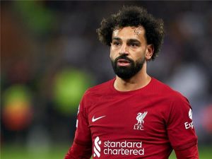 كاراجر ونيفيل يختاران التشكيل المثالي لـ الدوري الإنجليزي 202223.. موقف محمد صلاح