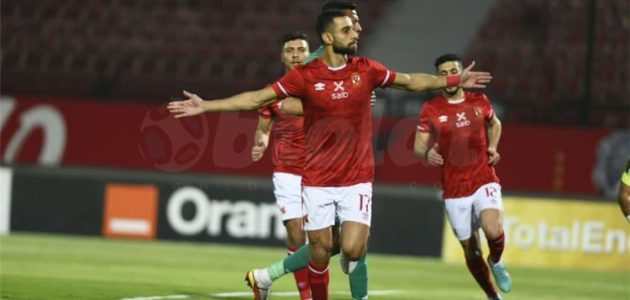 الأهلي يسعى للابتعاد بالصدارة أمام طلائع الجيش في الدوري