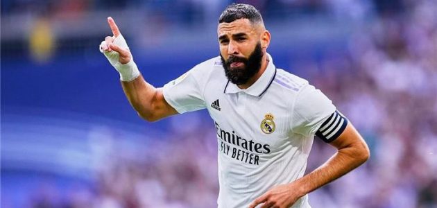 تقارير: عرض خرافي من الدوري السعودي قد يعيق استمرار بنزيما مع ريال مدريد