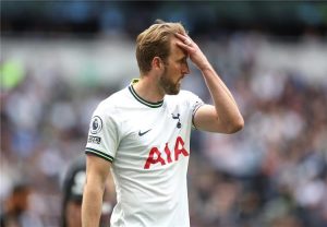 تقارير: هاري كين يفضل الانتقال إلى فريق إنجليزي بدلًا من ريال مدريد