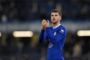 ماسون ماونت يجتاز الفحص الطبي في مانشستر يونايتد