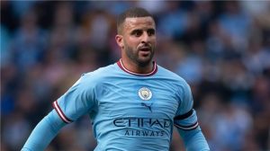 مانشستر سيتي يستهدف لاعبًا عربيًا لخلافة كايل ووكر