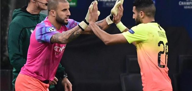 لاعب مانشستر سيتي ينتظر محادثة مع جوارديولا لحسم مستقبله