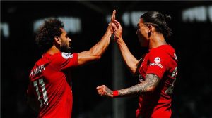 فيديو | محمد صلاح يصنع هدف ليفربول الأول أمام كارلسروه
