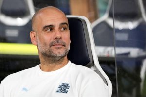جوارديولا بعد رحيل مساعديه عن مانشستر سيتي: لا أعلم لماذا يتركونني